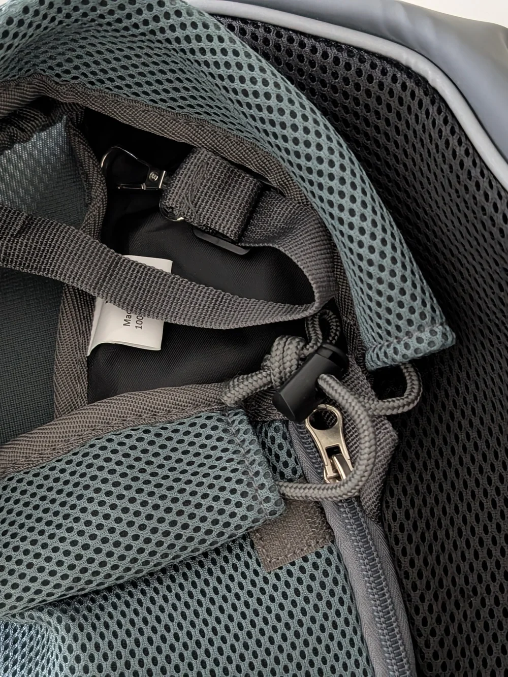 Yudodo Gray Mesh Pet Carrier